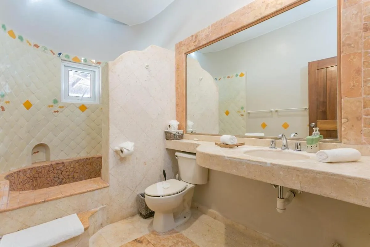 Villa Luxury 5-Br Beachfront Home In Tulum Casa Sofia Gato
