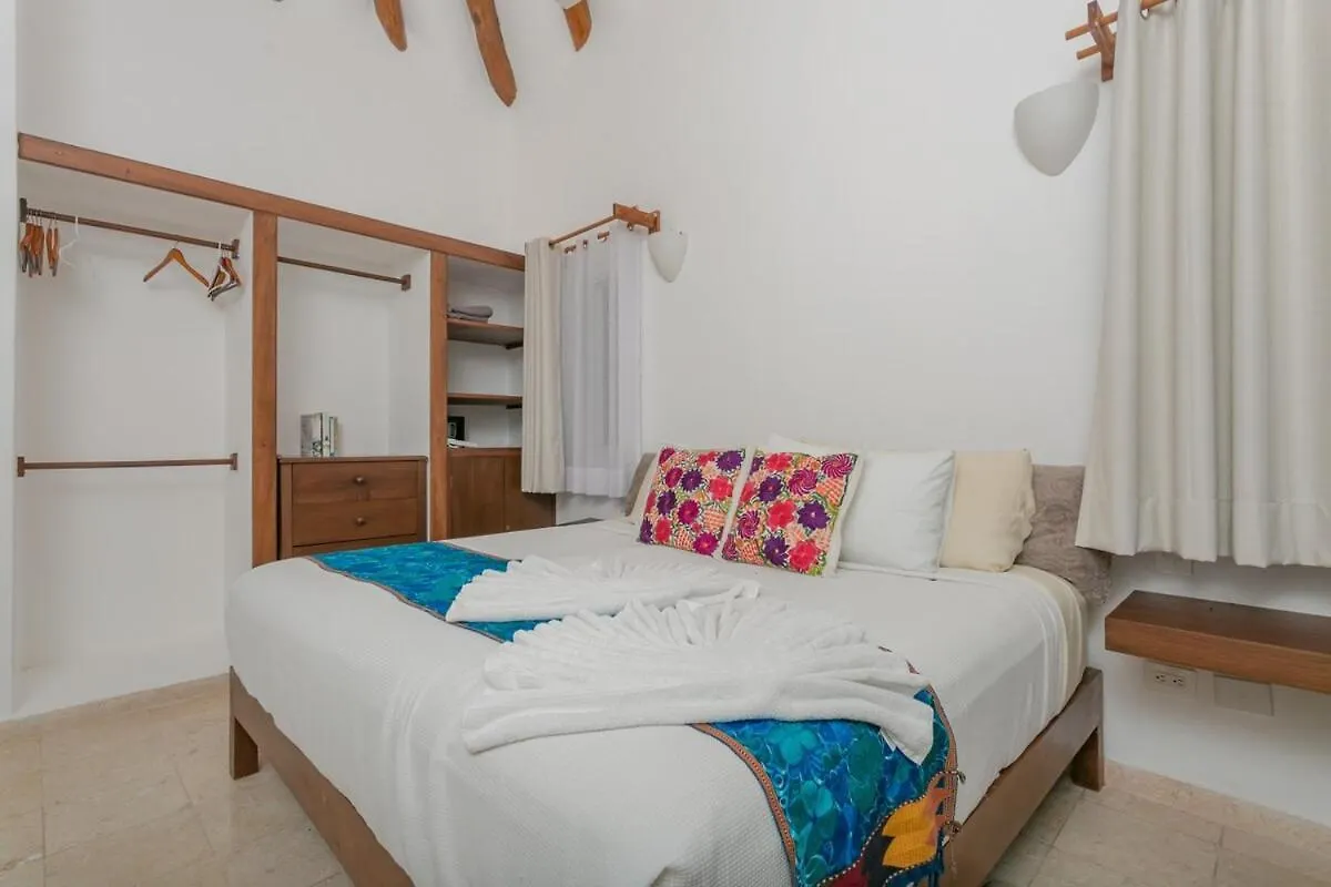 Villa Luxury 5-Br Beachfront Home In Tulum Casa Sofia Gato