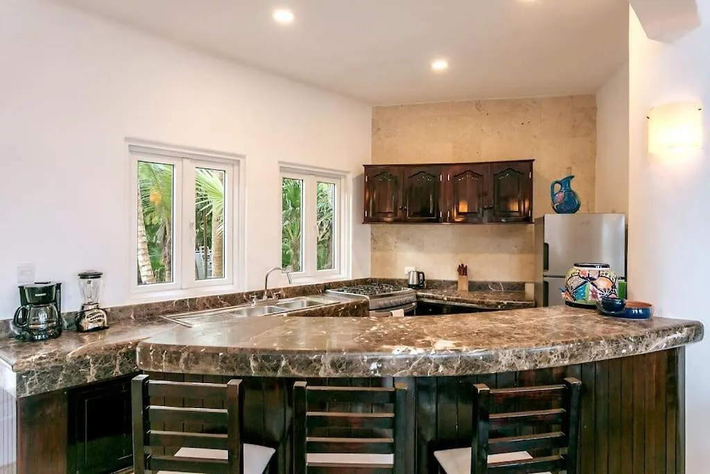 Villa Luxury 5-Br Beachfront Home In Tulum Casa Sofia Gato
